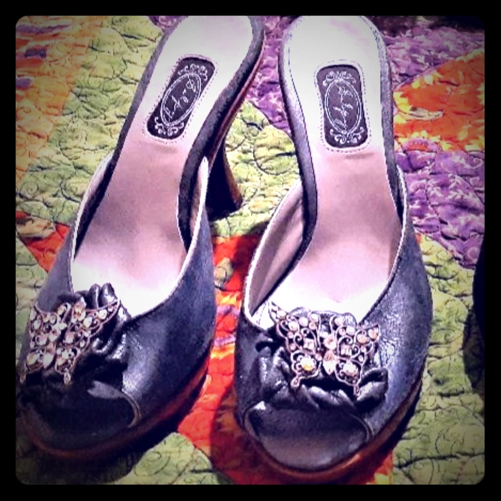 Designer Womens Muled Heel